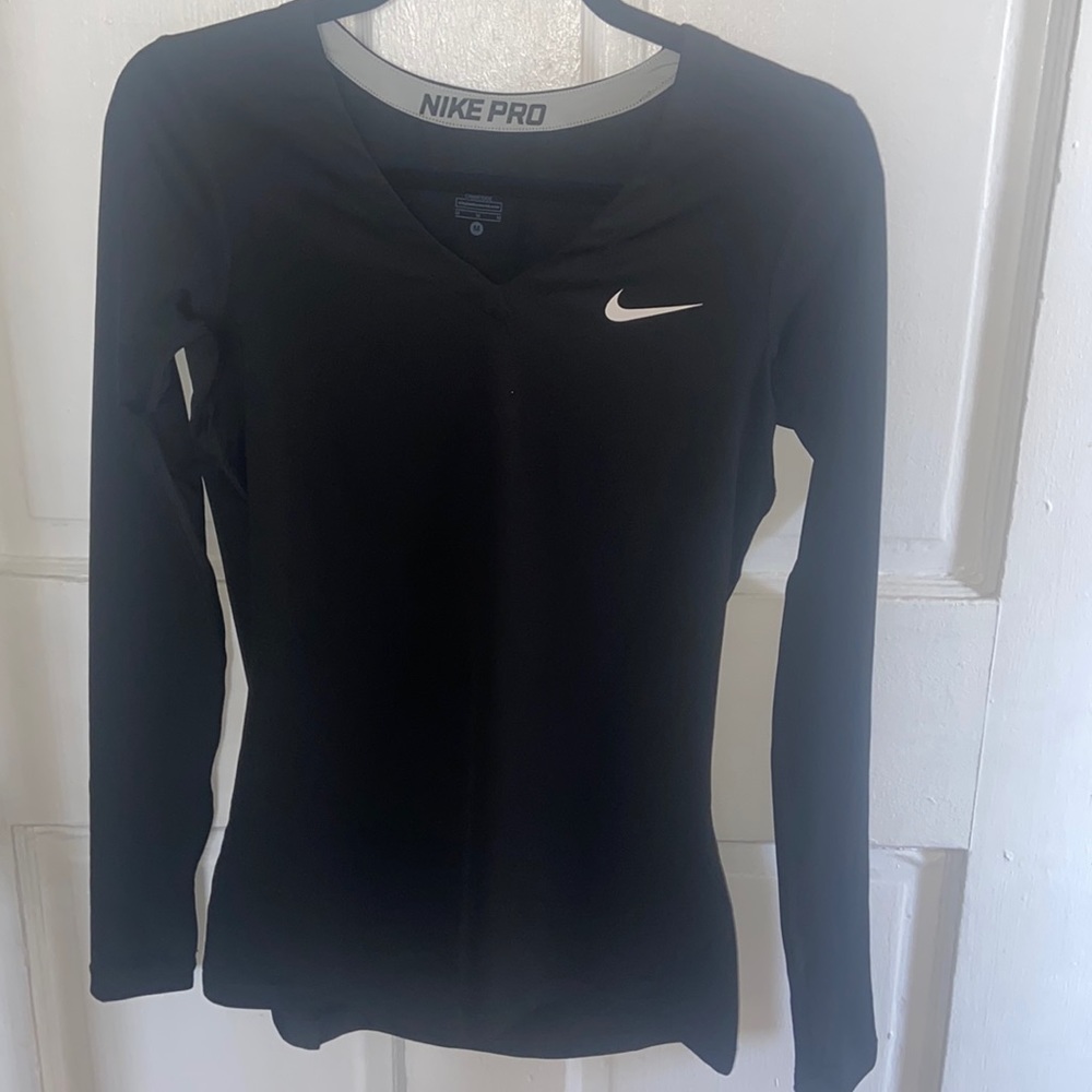 Nike pro back long sleeve shirt